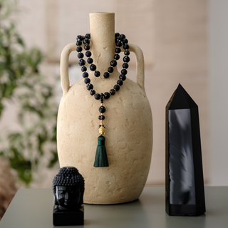 5 Benefits of Meditating with a Mala Necklace / Wearing a Crystal Necklace