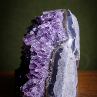 Triange [A Amethyst]