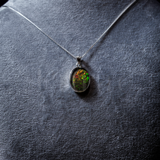 Mystery [1] Ammolite Pendant - Standard Grade