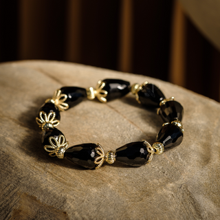 Black Onyx Teardrop Bracelet